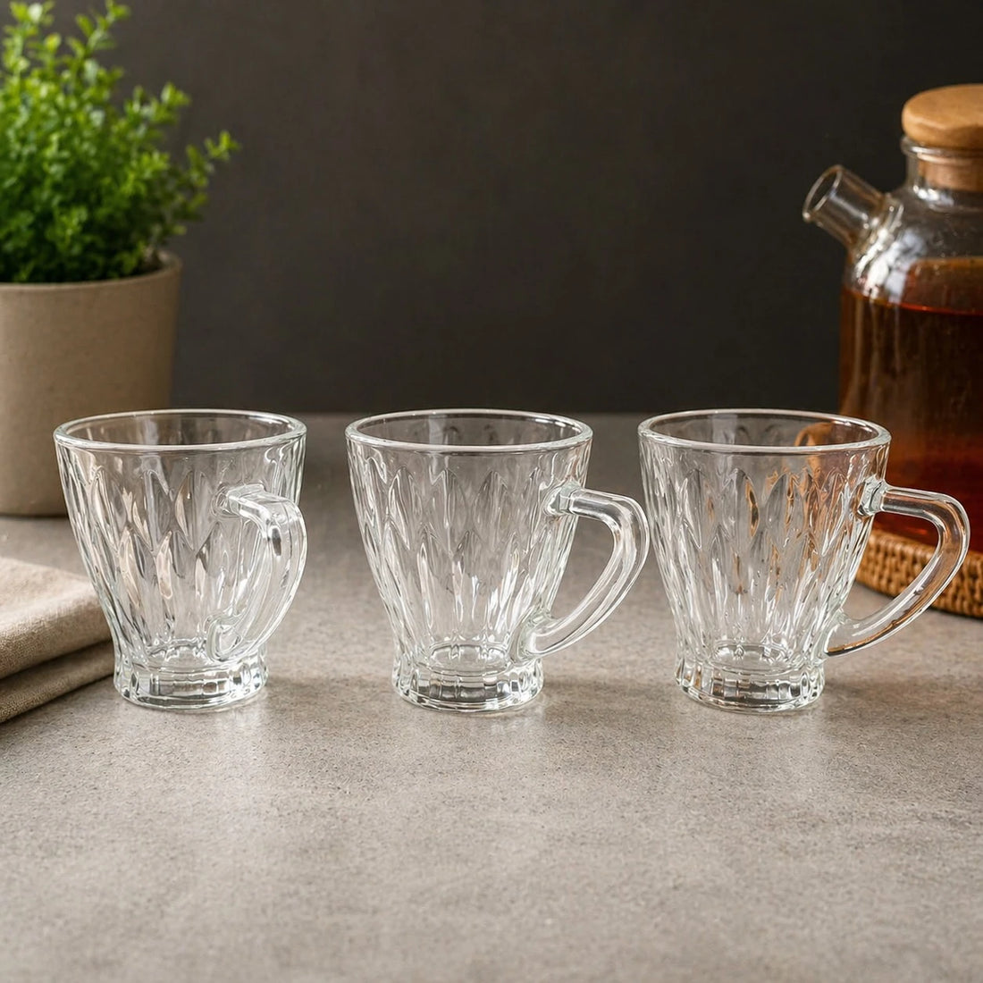 Clear Glass Tea Cups Pack of 3 200 ml Coffee Cup Set Textured Pattern Hot Drink Mugs with Handle 8.5 cm