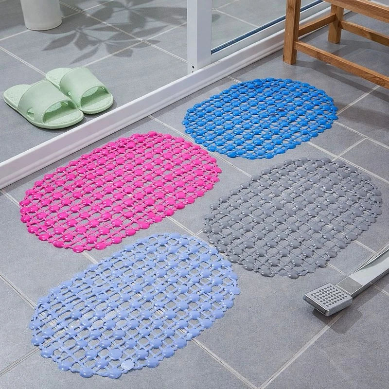 Anti-Slip PVC Bath Mat with Suction Cups – Drainage Safety Design for Bathroom & Shower (67 × 37 cm)