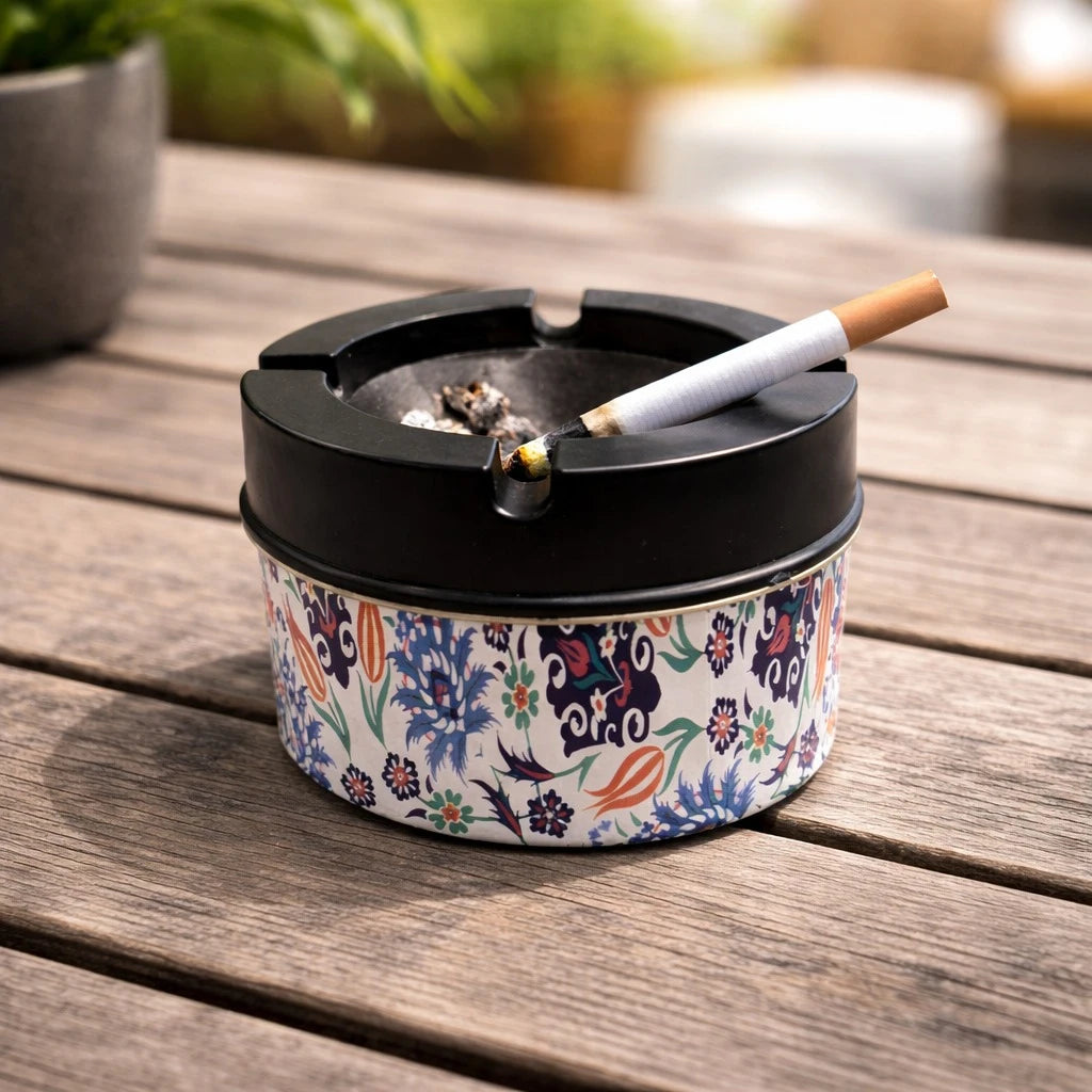 Ashtray Floral Design Heat Resistant Lid Cigarette Holder Table Ashtray Assorted Patterns 9 cm Diameter 7 cm Height