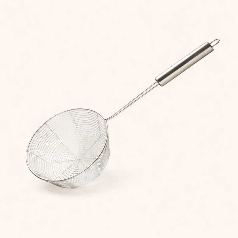 Stainless Steel Wire Skimmer Spoon for Frying, Fries & Oil Straining – Kitchen Spider Strainer, Medium, 43 cm, 15.5 cm, 6.5 cm