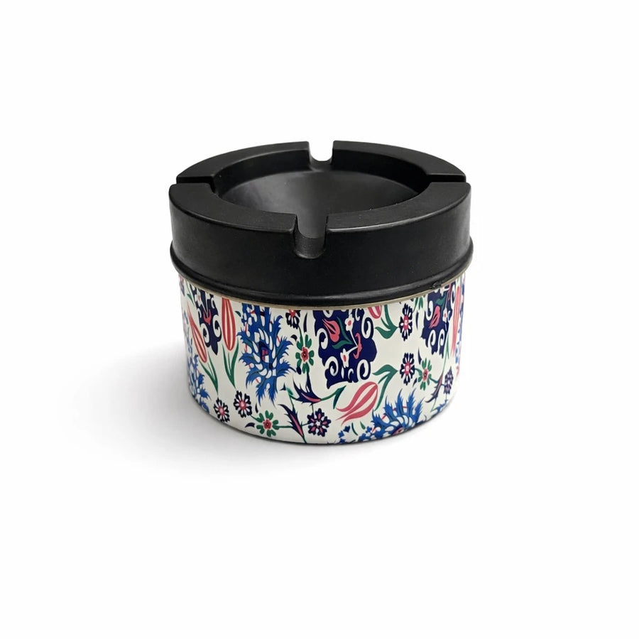 Ashtray Floral Design Heat Resistant Lid Cigarette Holder Table Ashtray Assorted Patterns 9 cm Diameter 7 cm Height