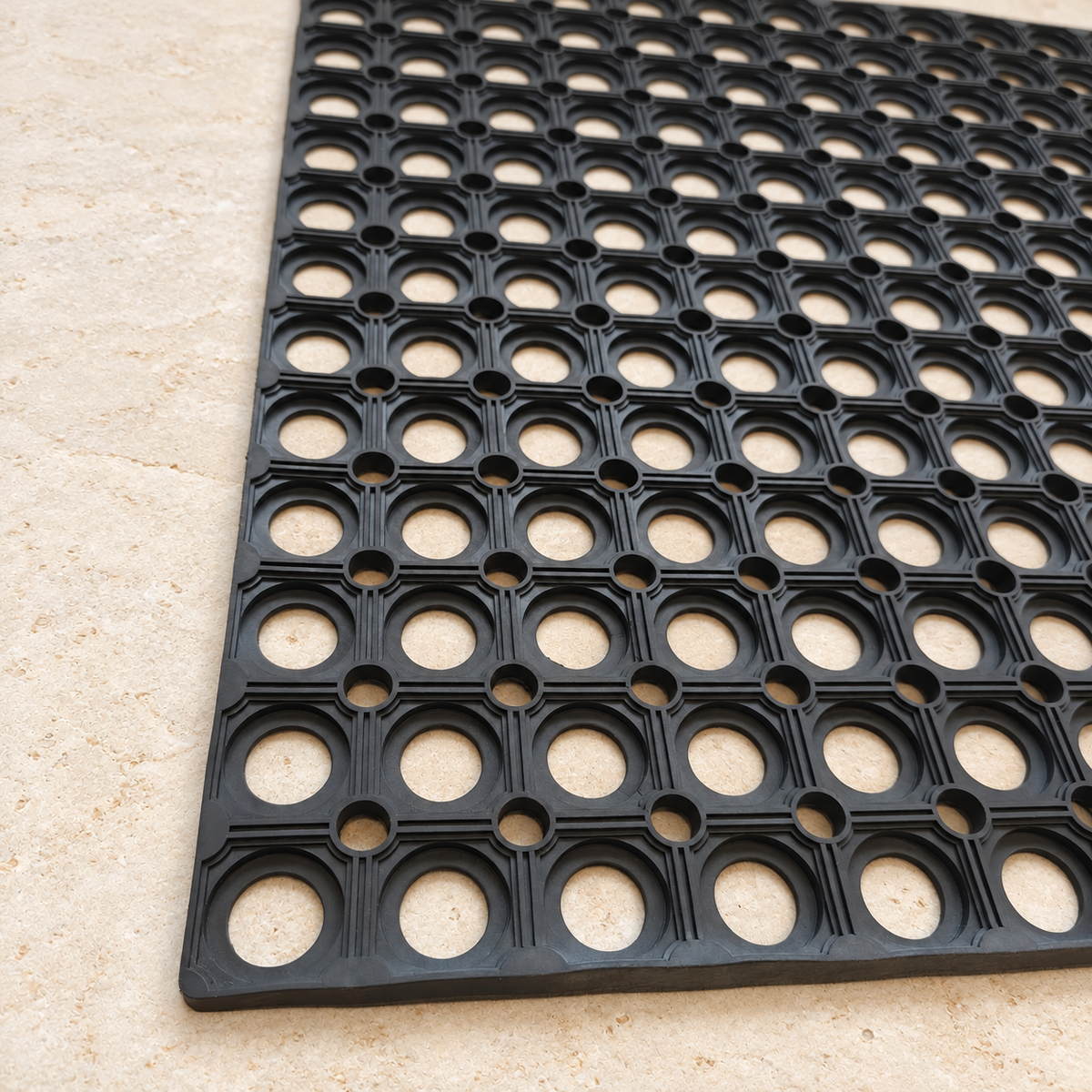 Non Slip Rubber Drainage Door Mat with Raised Texture 77 × 47.5 cm
