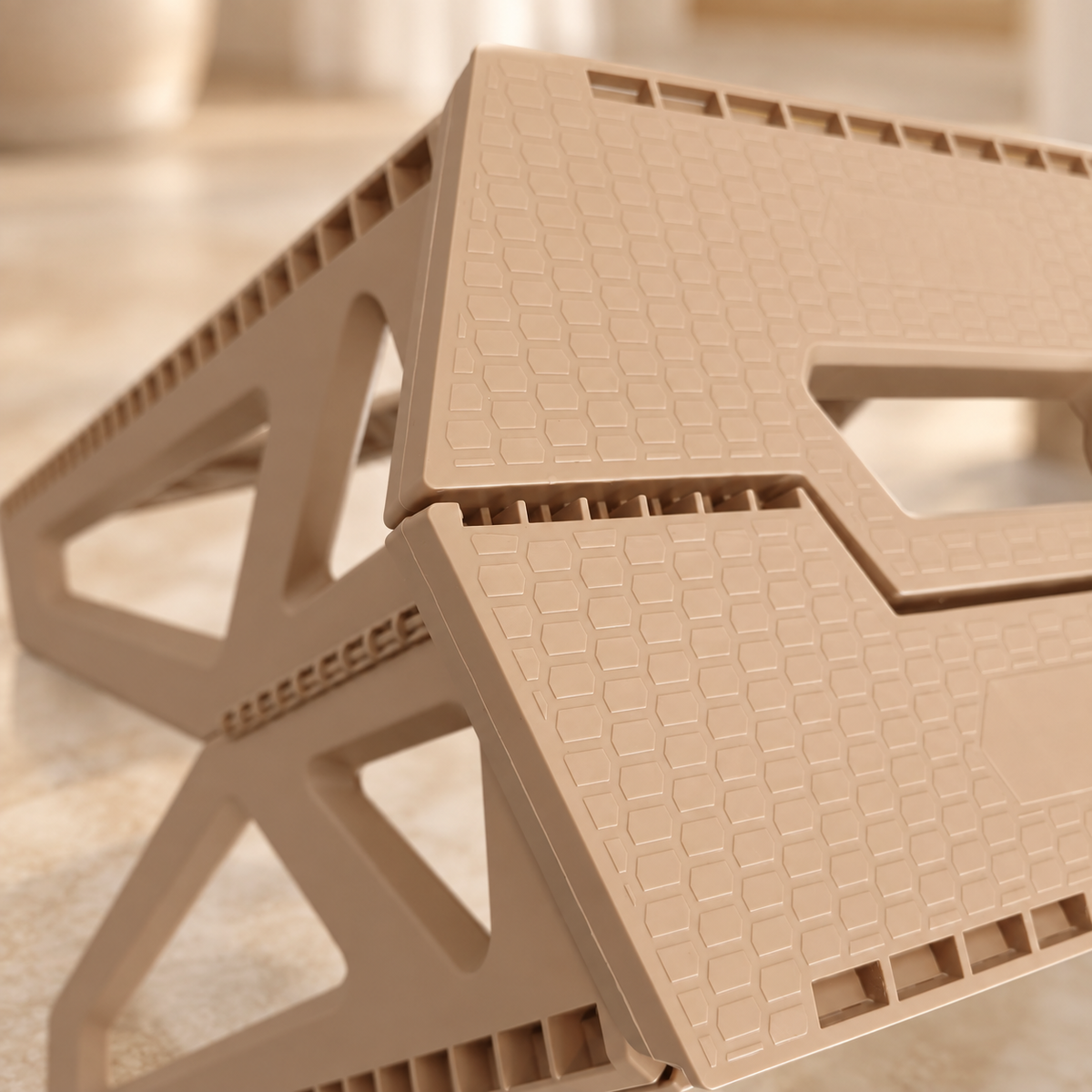 Portable Folding Plastic Seat