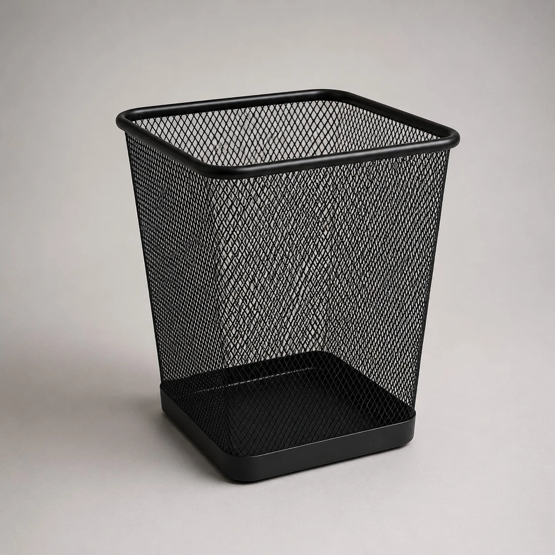 Black Metal Mesh Waste Basket Large Office Trash Bin Home Office Garbage Basket Organizer