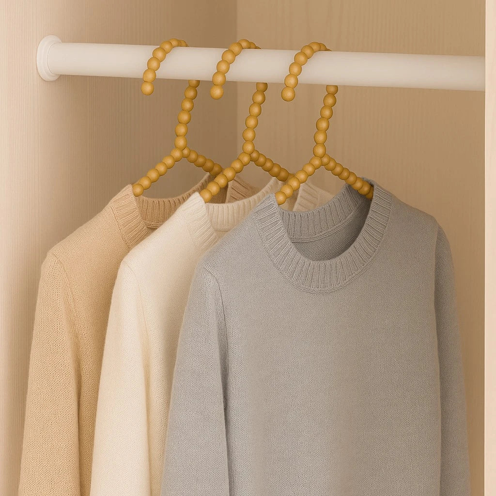 Gold Beaded Plastic Hanger – 40 cm (Set of 3)