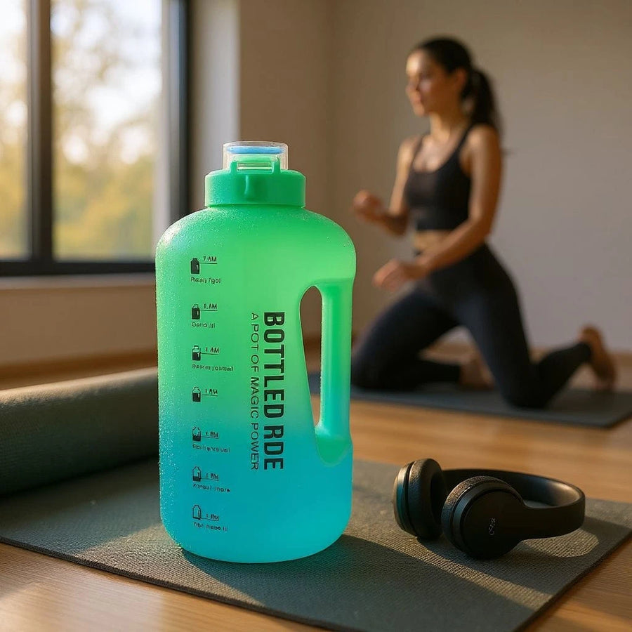 Motivational Water Bottle Sports Gym Water Jug Large Capacity Hydration Bottle Time Marker Leakproof BPA Free Water Bottle 2.2 Liter