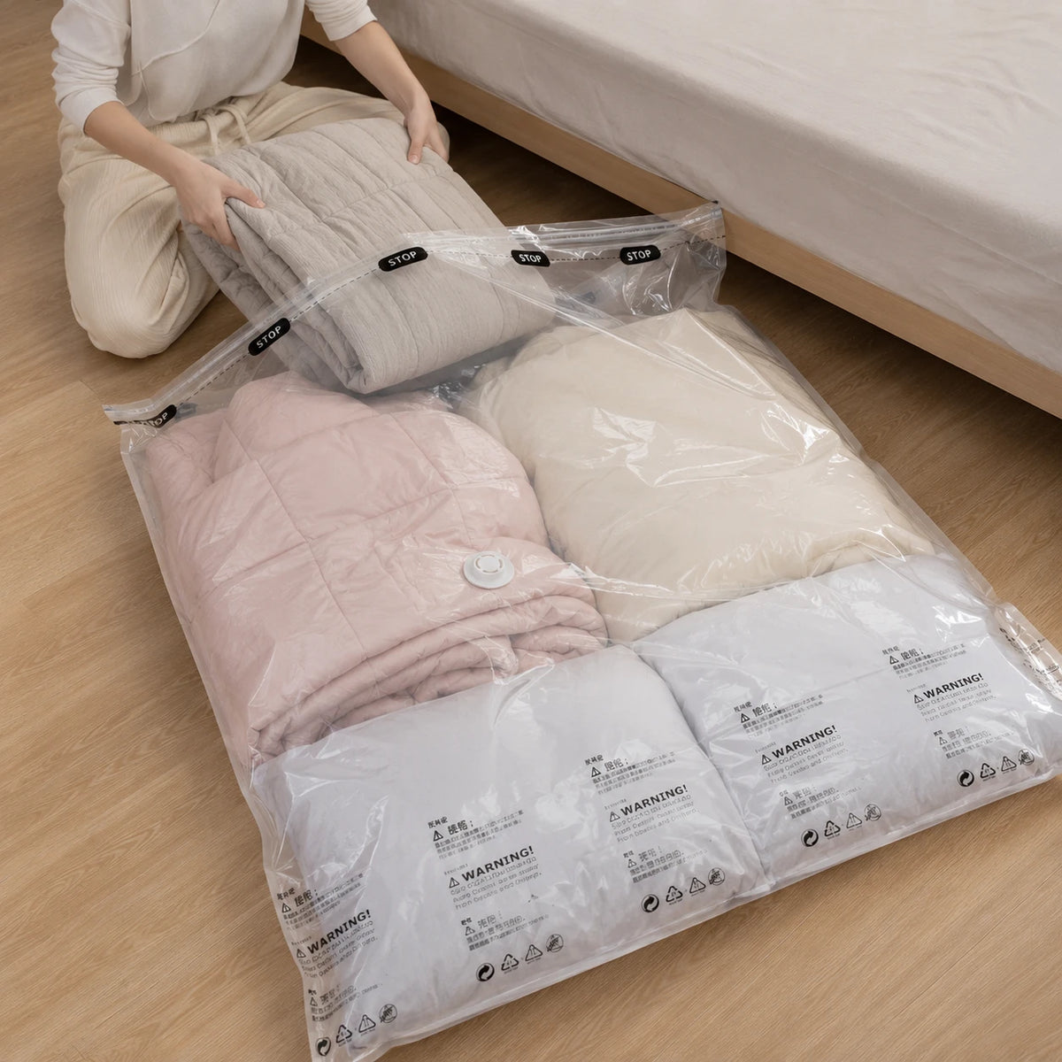 Extra Large Vacuum Storage Bag for Blankets, Comforters & Bedding 100 × 80 cm
