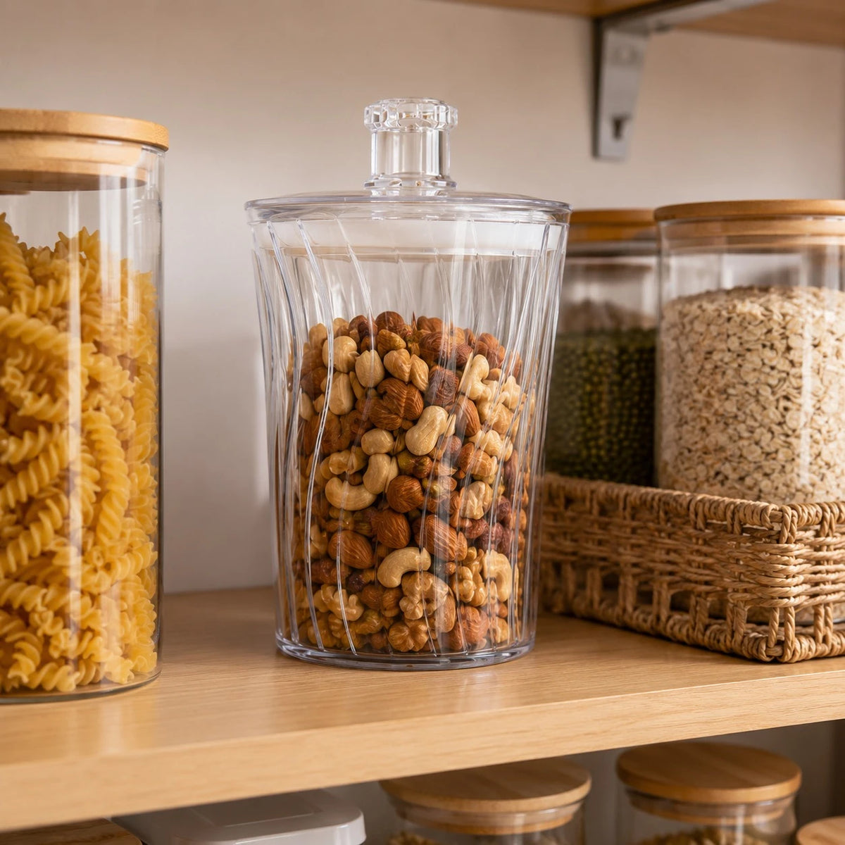 Airtight Food Storage Jar Clear Plastic Pantry Container With Rubber Seal Lid Kitchen Organizer 750g