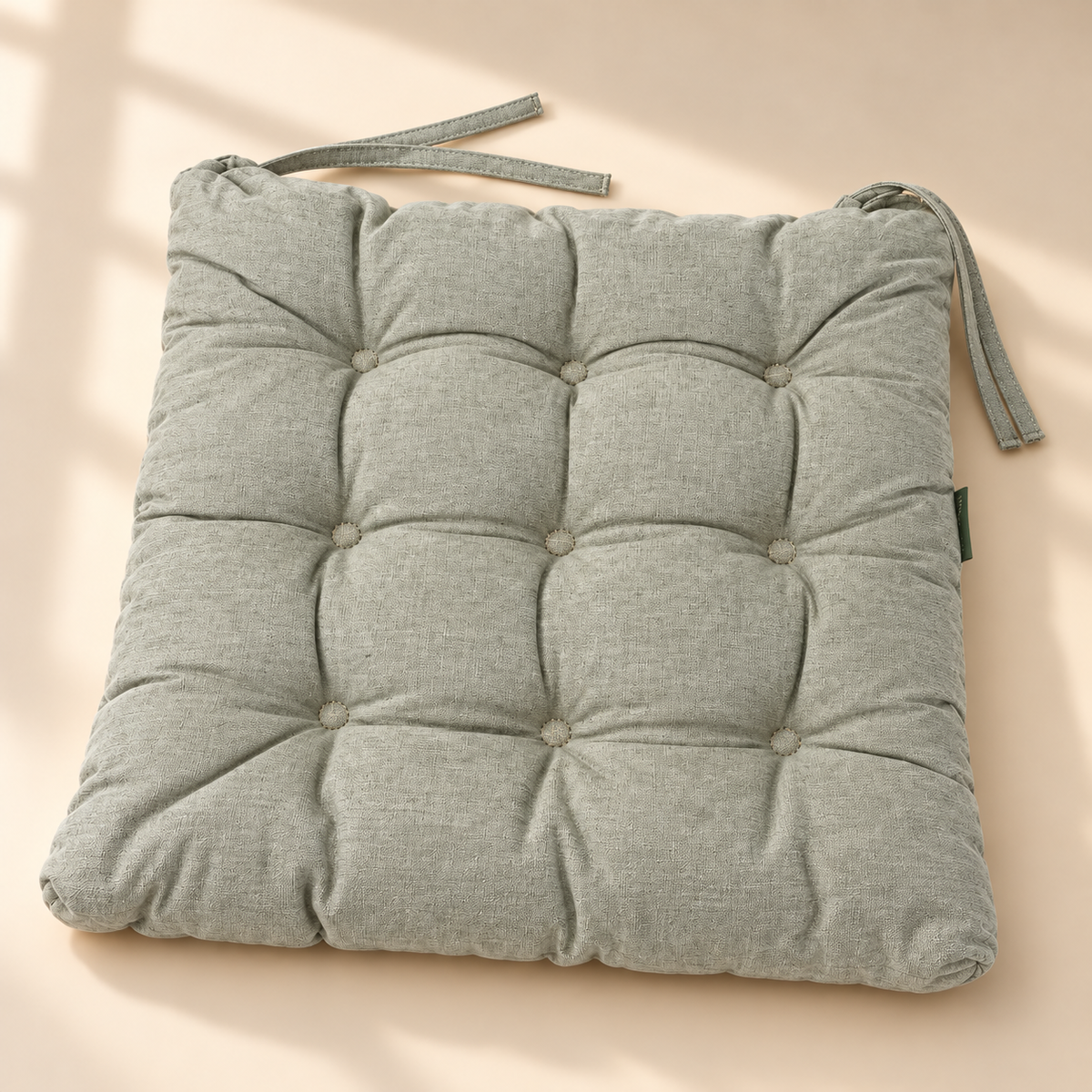 Soft Tufted Chair Seat Cushion with Secure Ties 40 x 40 cm