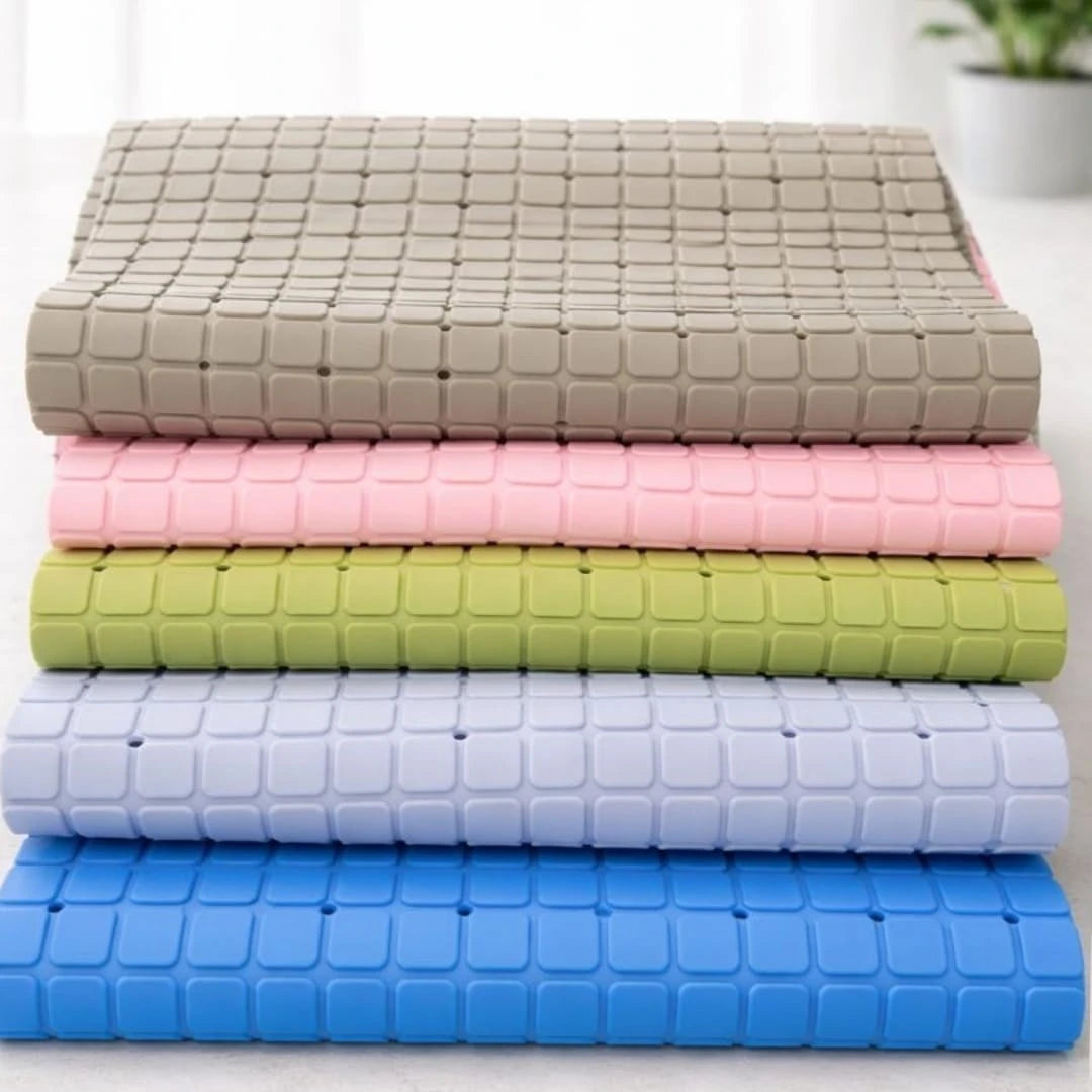 Anti-Slip Shower Mat for Bathroom Floor – 80×42 cm Soft PVC Non-Slip Bathtub & Floor Mat - Image 2