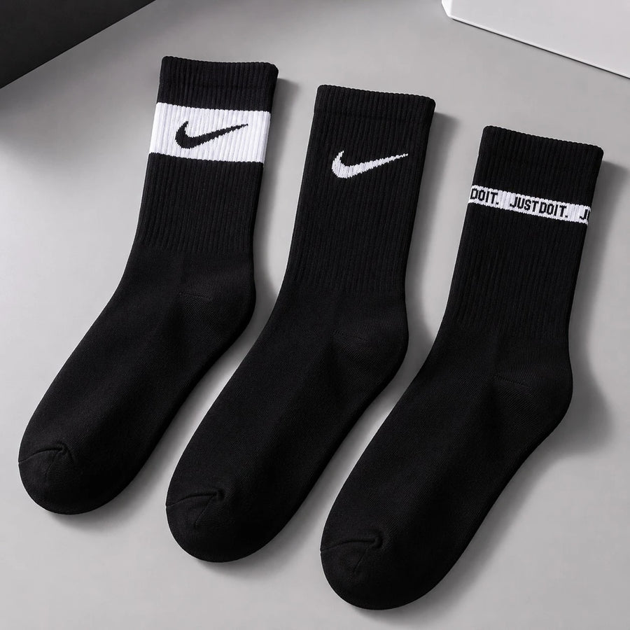 Nike Style Cotton Crew Socks 1 Pair for Men & Women | Black & White Sports Casual Everyday Socks