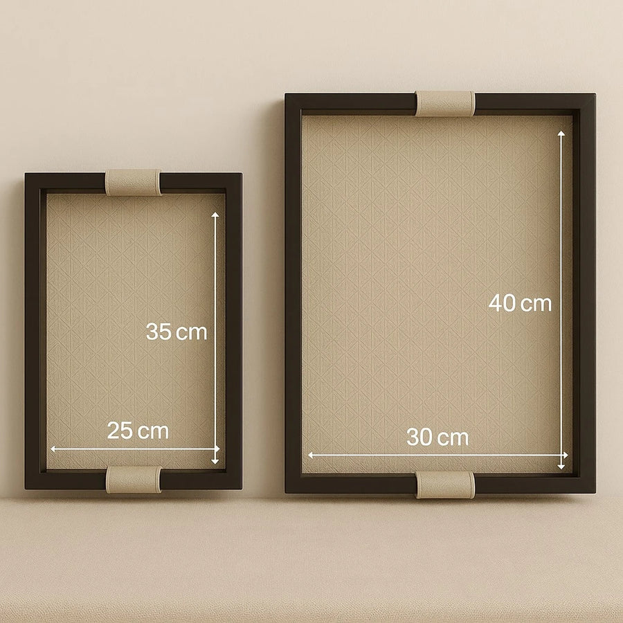 Set of 2 elegant Wooden Trays