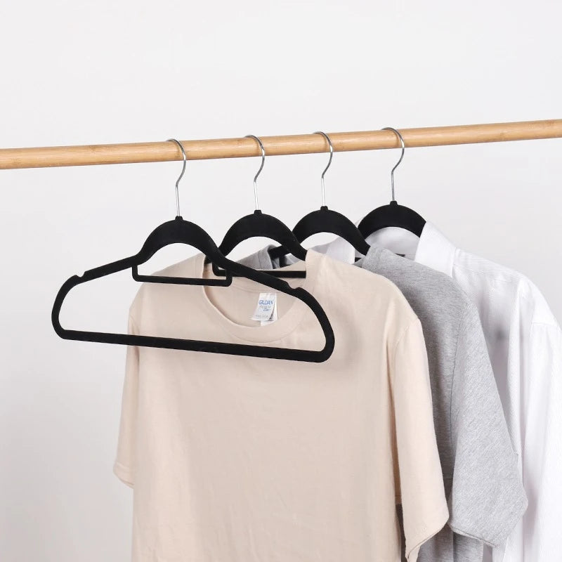 5 PCS Fabric Covered Plastic Clothes Hangers with 360° Swivel Iron Hooks Black