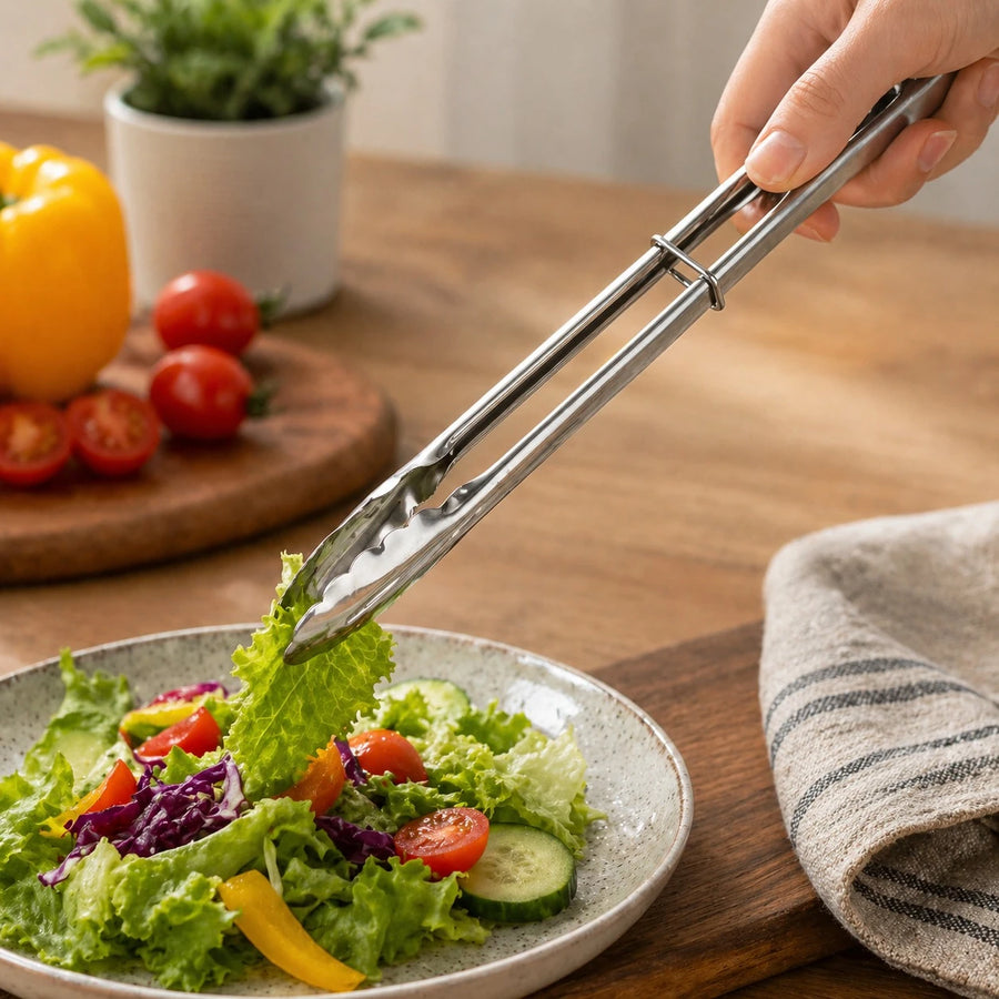 Small Stainless Steel Kitchen Tongs with Clip 28.5 cm BBQ Grill Tongs Cooking Serving Tongs Food Tong