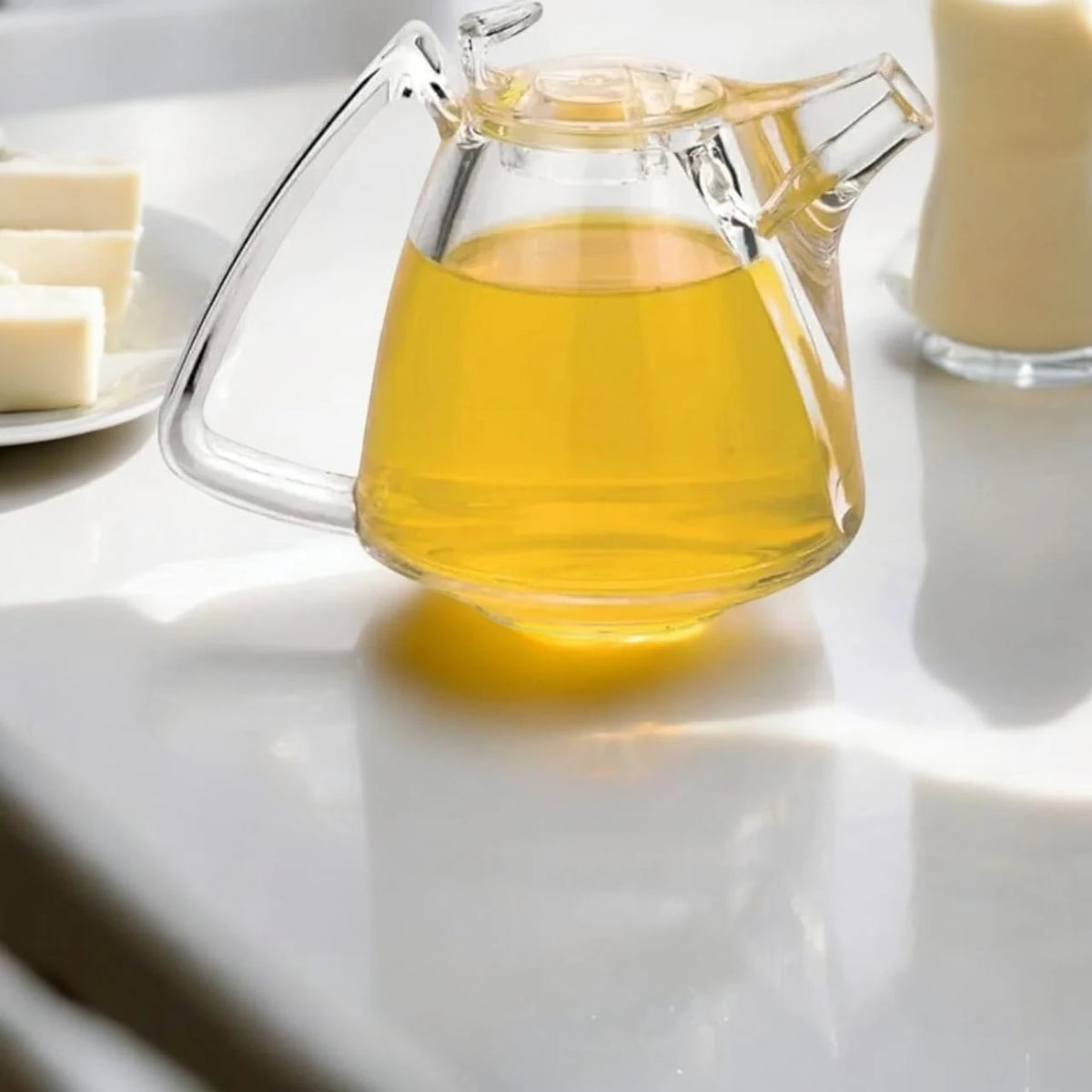 200ml Acrylic Oil and Vinegar Dispenser with Precision Pour Spout for Kitchen Cooking and Serving