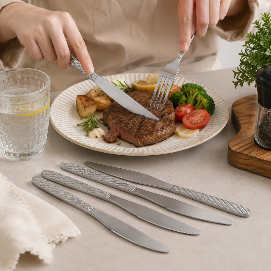 Stainless Steel Dinner Knife Set of 6 Serrated Table Knives